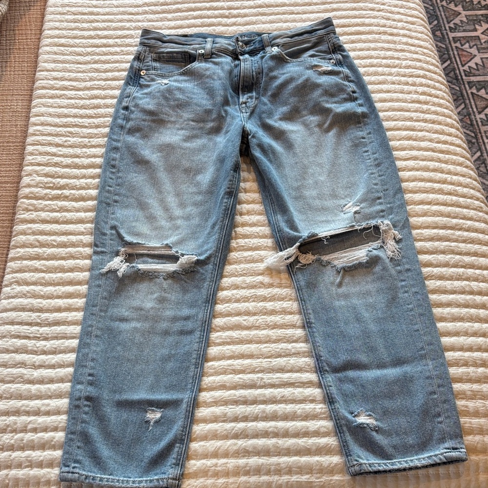 American Eagle Mom Jeans